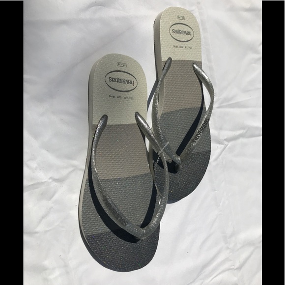 Havaianas Shoes - Havaianas grey/silver glitter flip flops Size 7/8